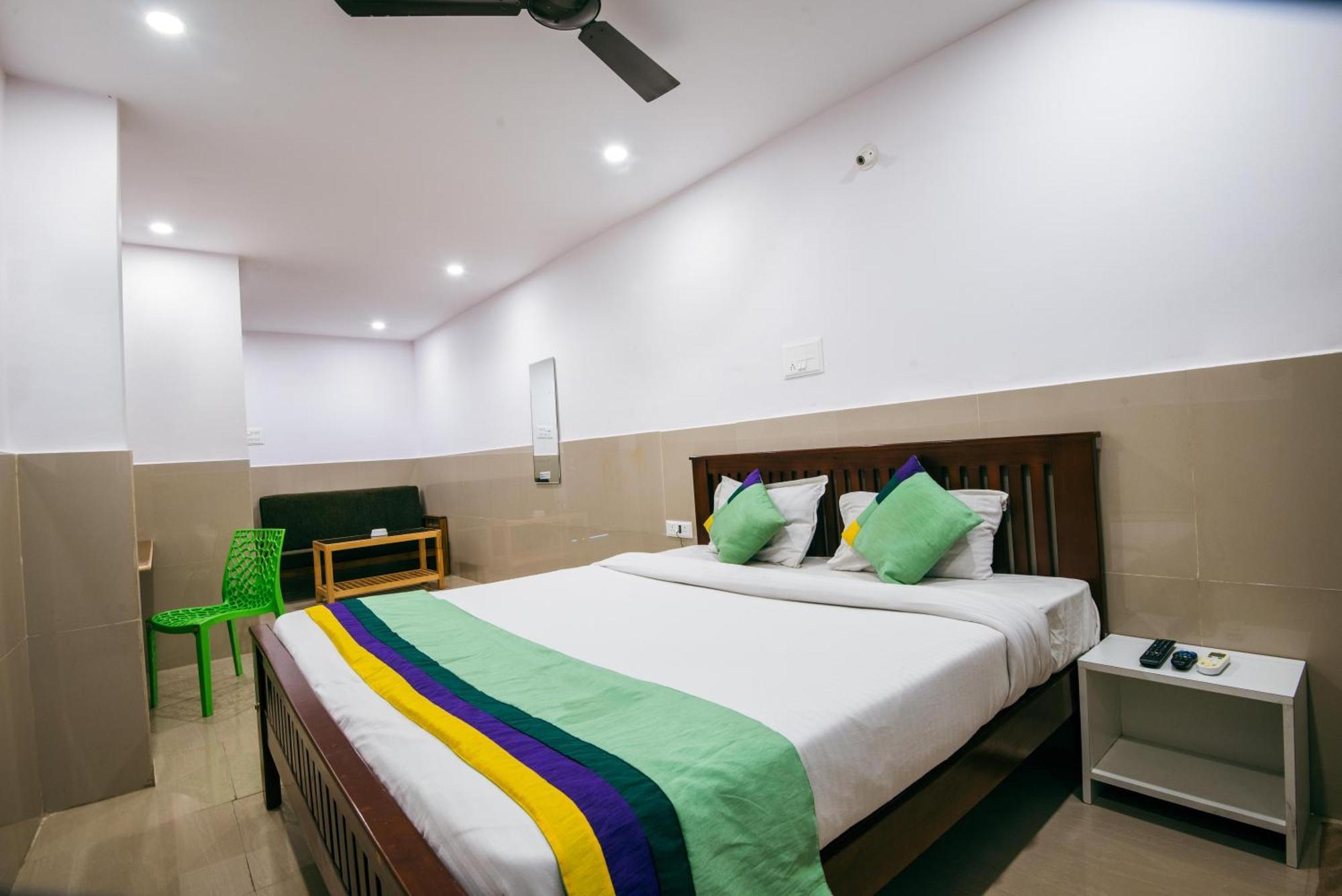 Treebo Empire Executive Premium, Hinjewadi Hotel Hinjawadi Exterior foto